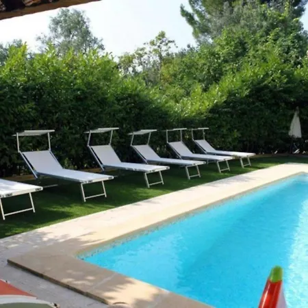 Cosy Private Pool Apartment La Turbie
